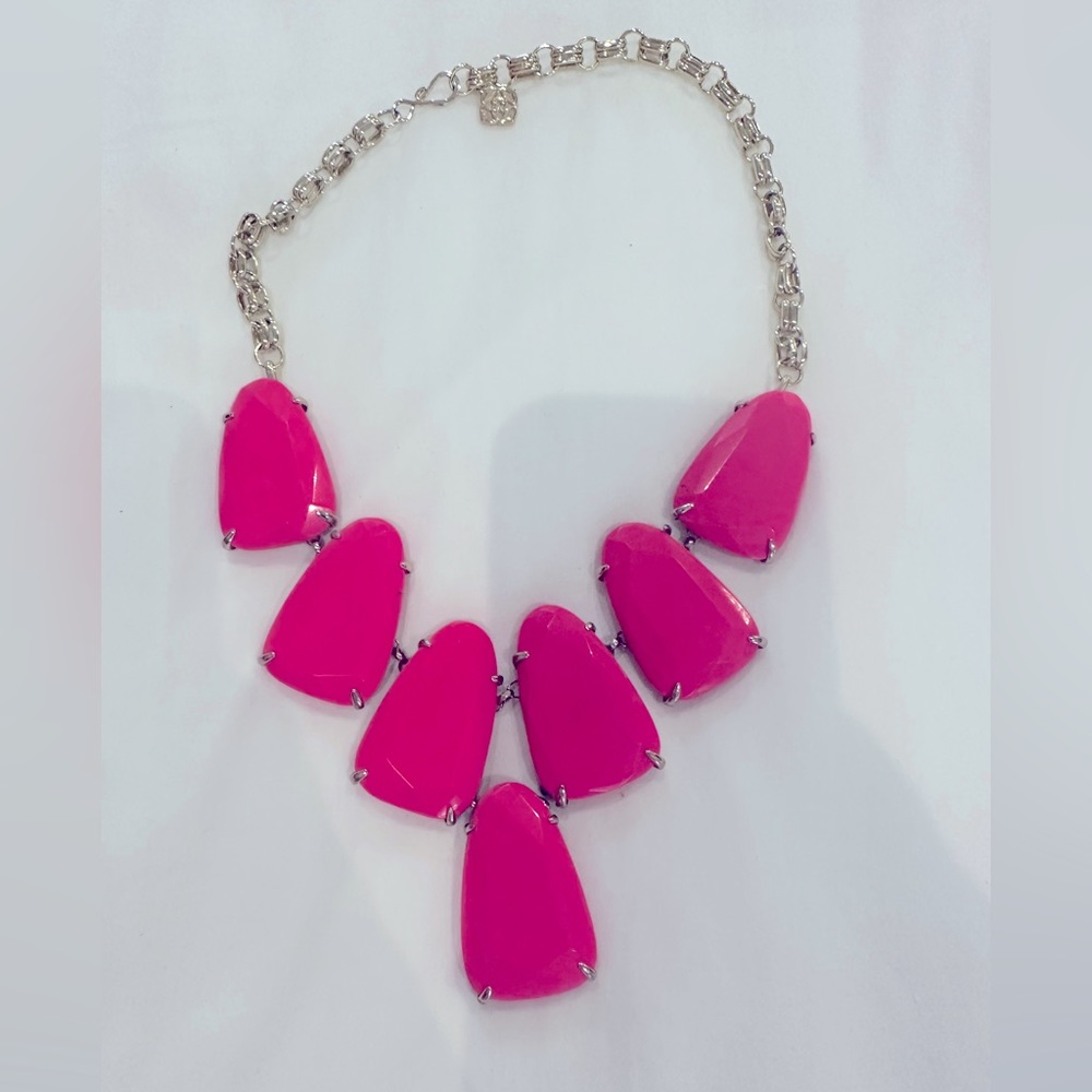 Kendra Scott Necklace